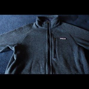 New Navy Patagonia Better Sweater Fleece Jacket size small great condition